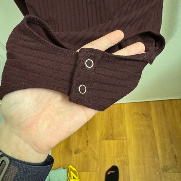 Good American ribbed body suit - Picture 3 of 5